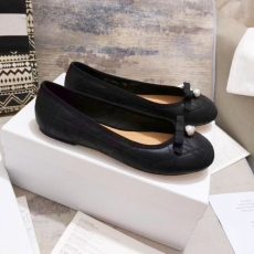 Christian Dior Low Shoes